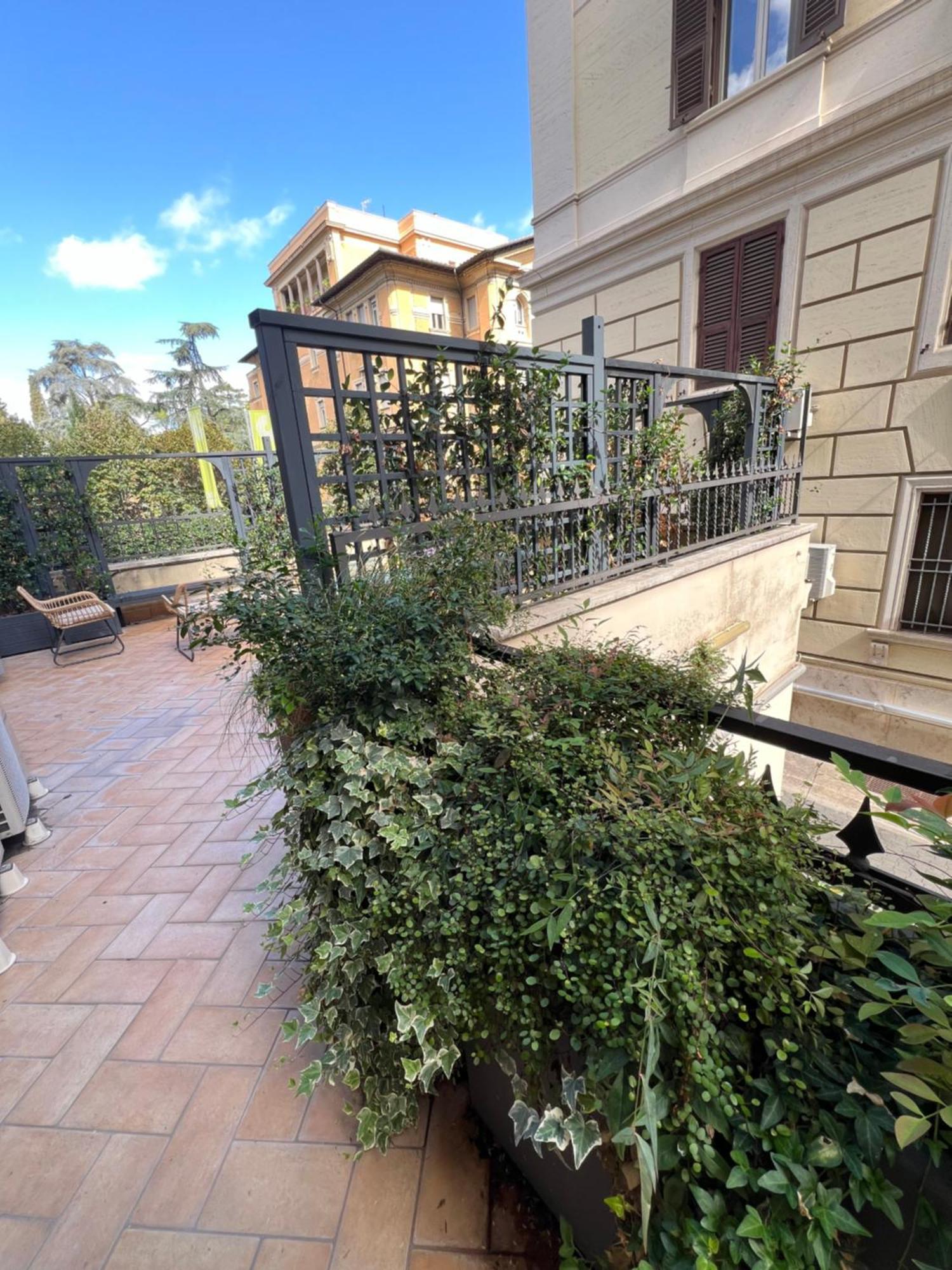 Savoia Design With Terrace - Center Appartamento *